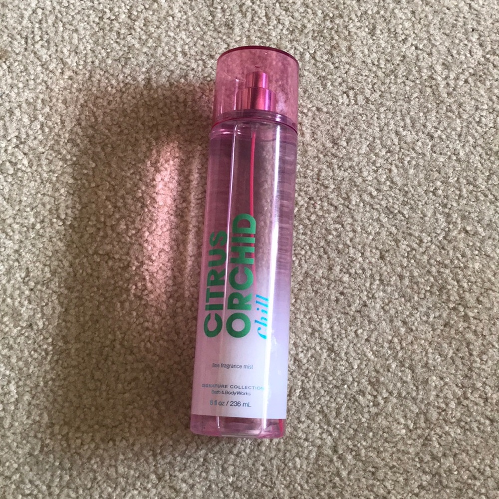 Bath and body works:mist scent Citrus Orchid chill